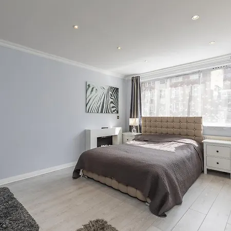 Gorgeous 4 Bedrooms Apartment Near Hyde Park And Oxford St Londres Exterior foto