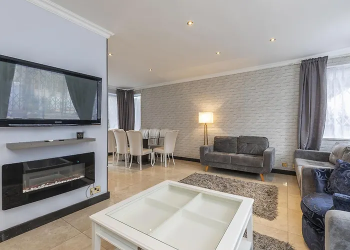 Gorgeous 4 Bedrooms Apartment Near Hyde Park And Oxford St